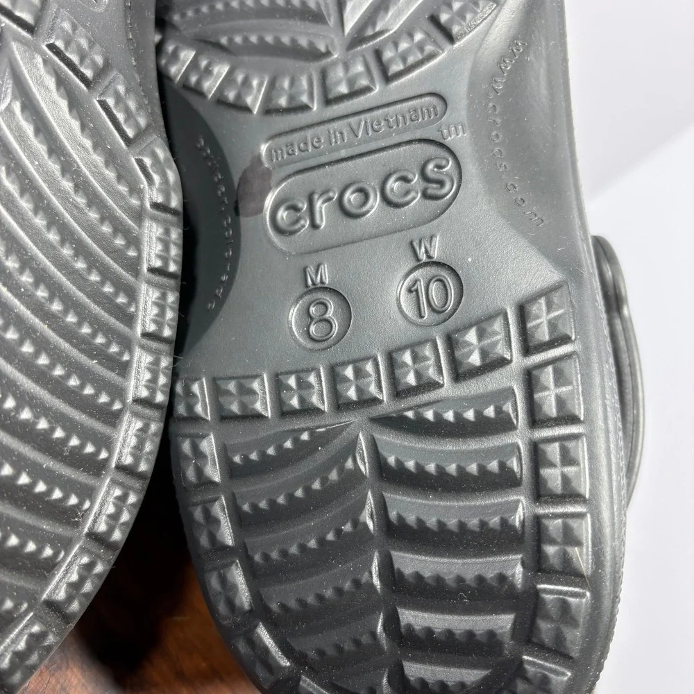 Crocs Classic Lined Clog Sandals M8 W10 Gray Fuzzy Liner Casual Dual Comfort‎